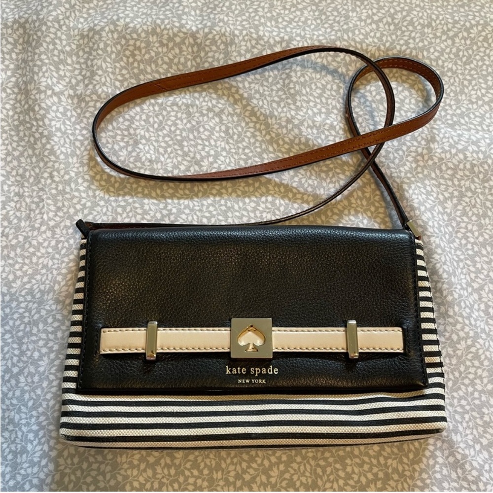 Kate Spade cross body purse